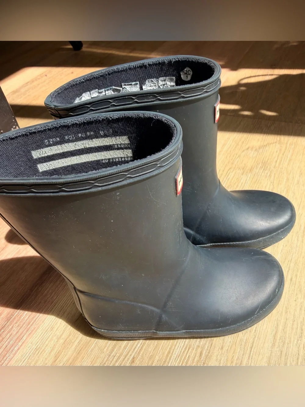 Little kid/toddler size 8 Hunter navy blue Rain Boots